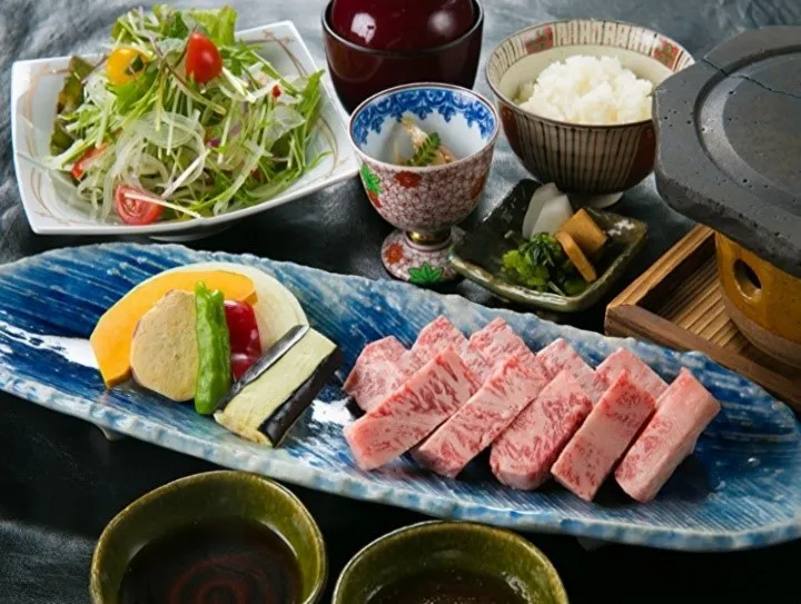 国産和牛石焼膳